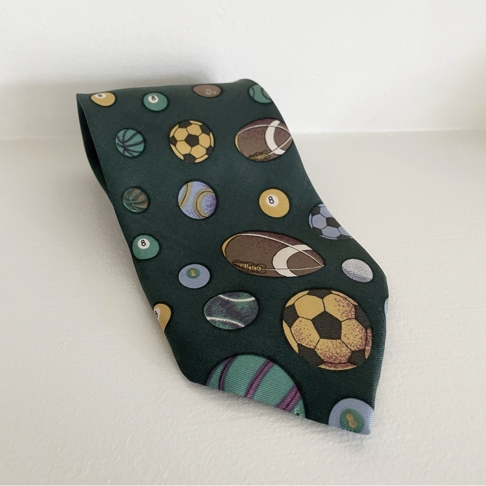 Vintage Expressions Silk Novelty Tie Pool Sports Football Soccer Bowling Ball - Picture 2 of 12